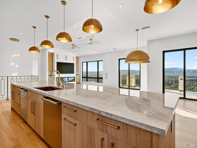 $3,778,940 | 421 Bear Creek Circle, Napa, CA 94558