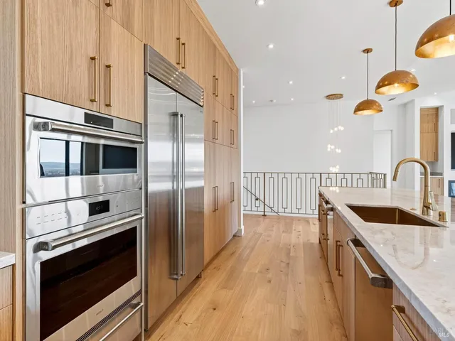 $3,778,940 | 421 Bear Creek Circle, Napa, CA 94558