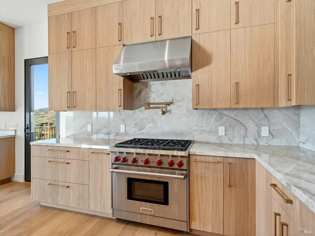 $3,778,940 | 421 Bear Creek Circle, Napa, CA 94558