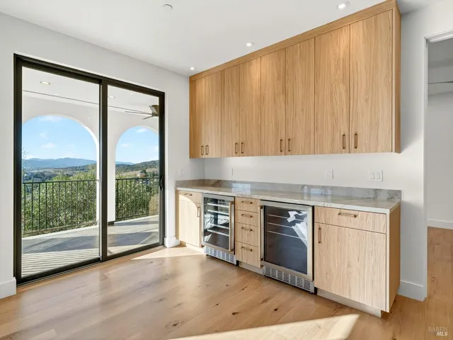 $3,778,940 | 421 Bear Creek Circle, Napa, CA 94558