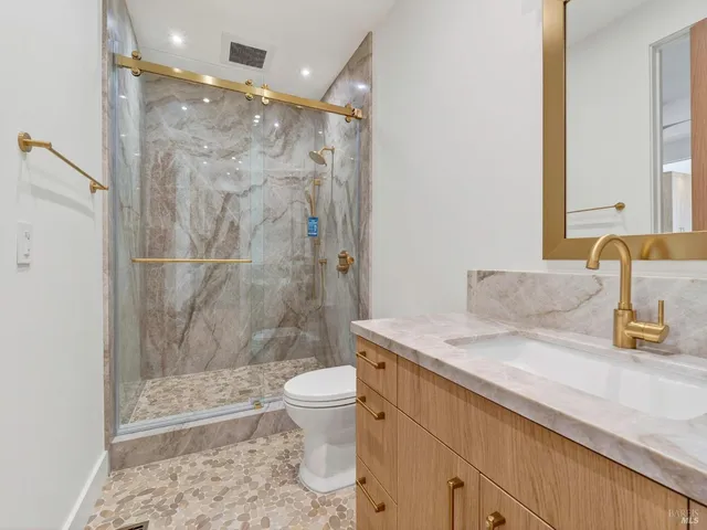 $3,778,940 | 421 Bear Creek Circle, Napa, CA 94558