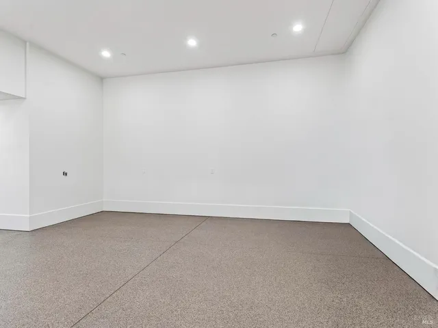 $3,778,940 | 421 Bear Creek Circle, Napa, CA 94558