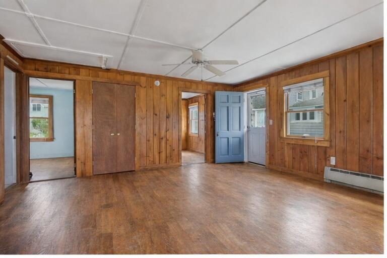 13 Atlantic Circle Kennebunk, ME 04043 - Photo 3 of 12 Dining area AC 2