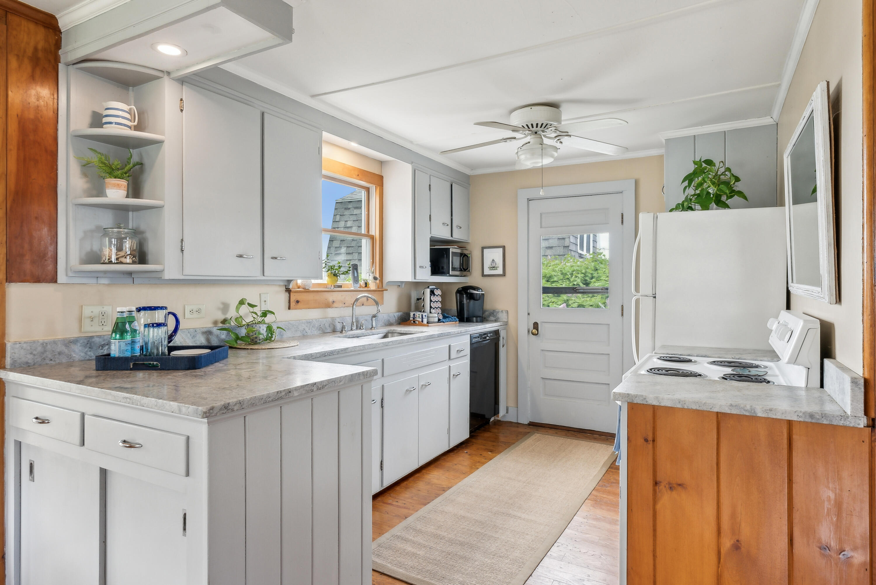 13 Atlantic Circle Kennebunk, ME 04043 - Photo 5 of 12 13 Atlantic Circle