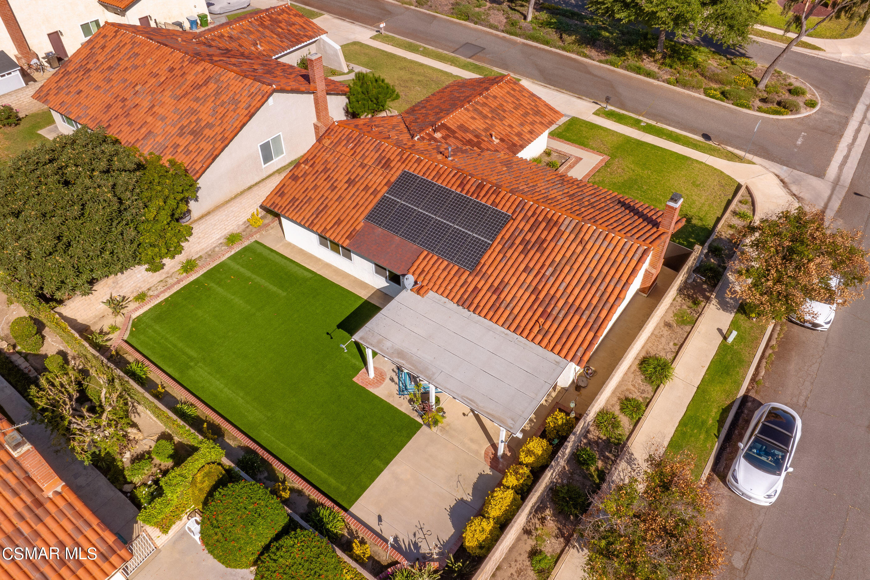 2835 Topaz Avenue Simi Valley, CA 93063 - Photo 40 of 42 an aerial view of a house