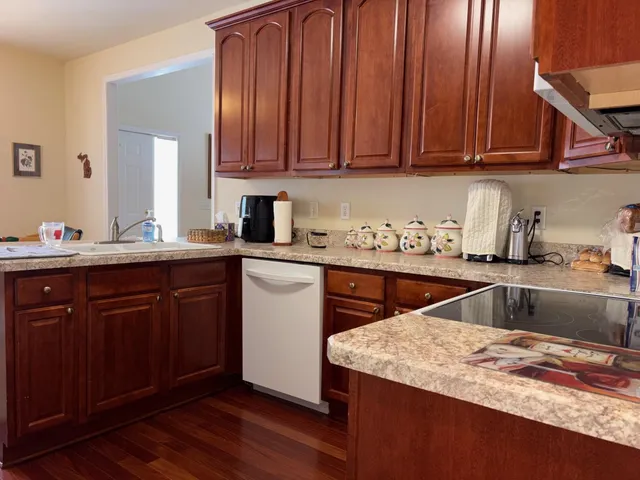 $339,000 | 13529 Christina Lane, Belleville, MI 48111