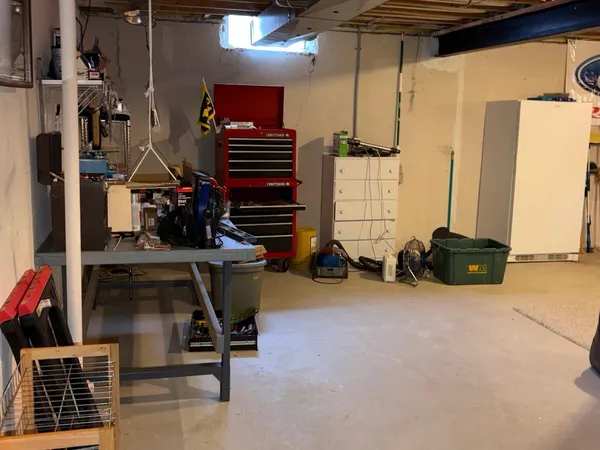 $328,000 | 13529 Christina Lane, Belleville, MI 48111