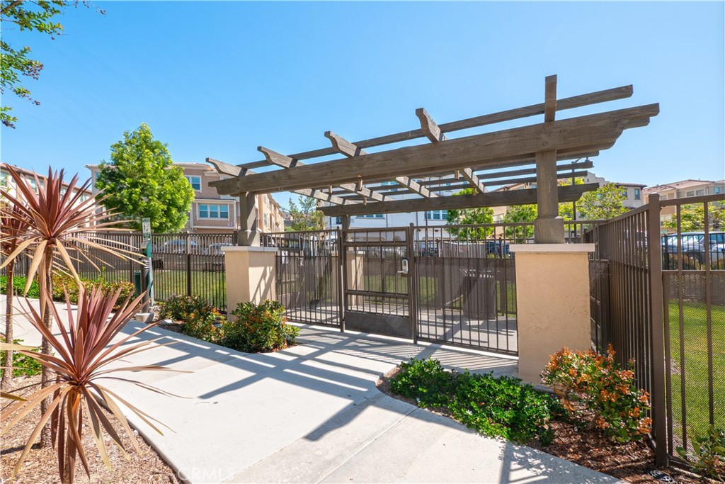 609 Shadowbrook Lake Forest, CA 92610 - Photo 23 of 42