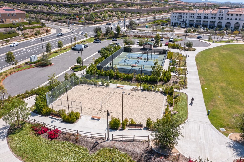 609 Shadowbrook Lake Forest, CA 92610 - Photo 37 of 42