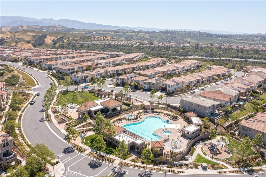 609 Shadowbrook Lake Forest, CA 92610 - Photo 39 of 42