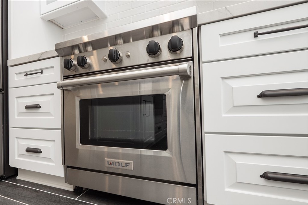 609 Shadowbrook Lake Forest, CA 92610 - Photo 4 of 42