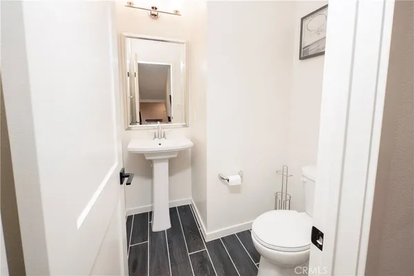 $1,150,000 | 609 Shadowbrook, Lake Forest, CA 92610