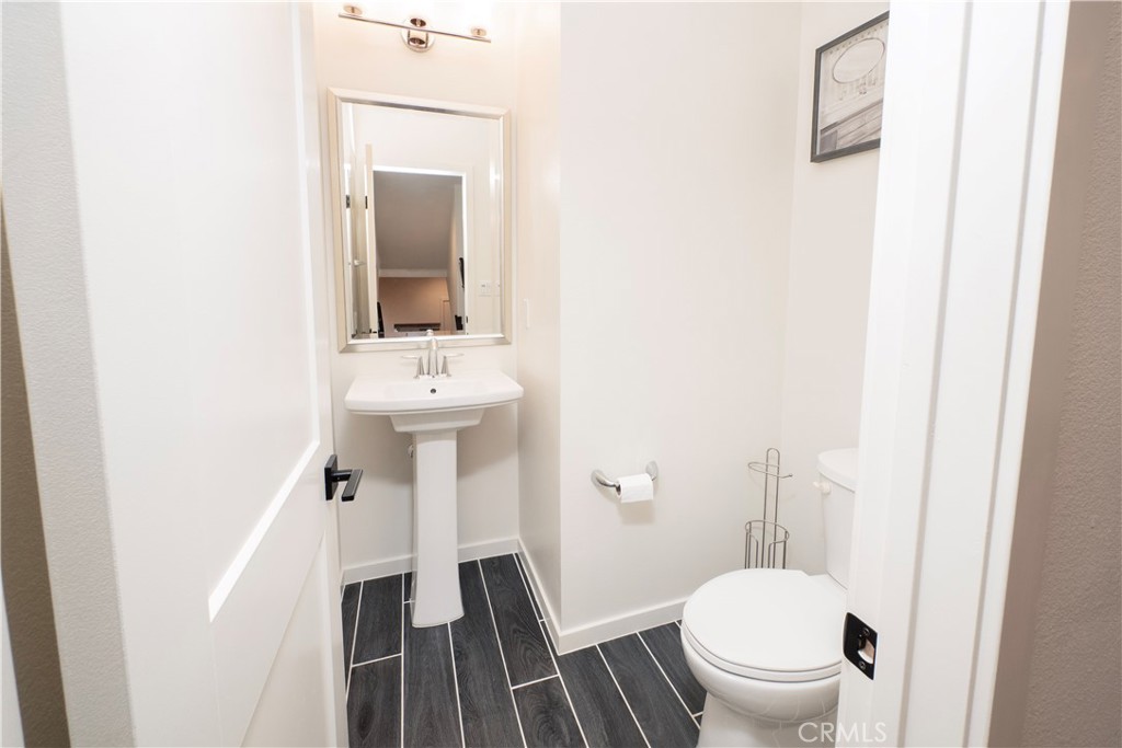 609 Shadowbrook Lake Forest, CA 92610 - Photo 8 of 42