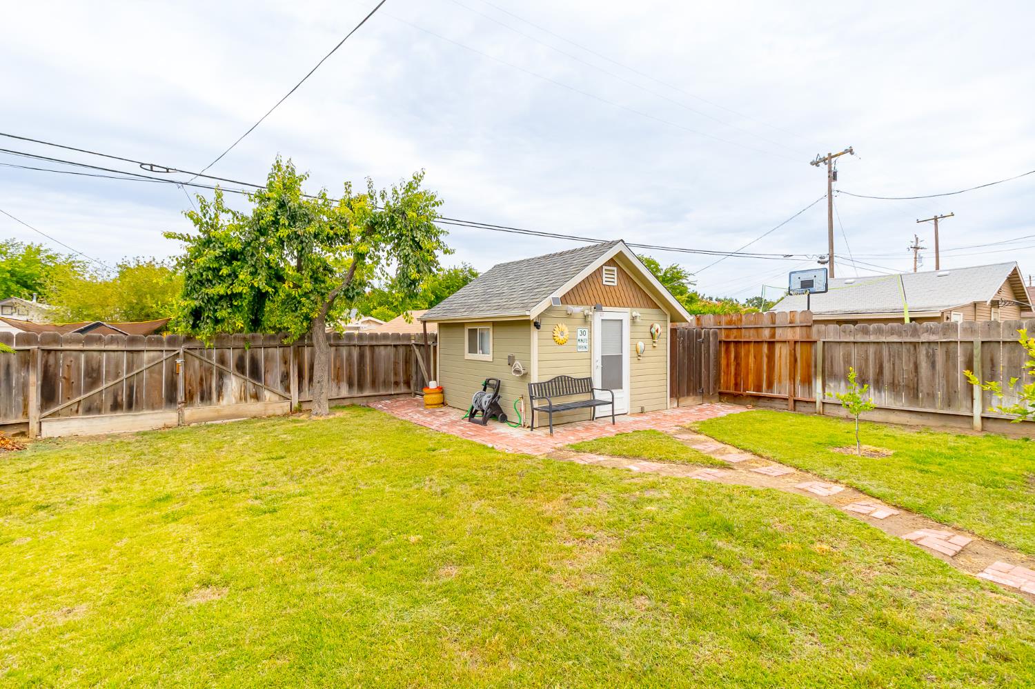 1042 R Street Newman, CA 95360 - Photo 25 of 28