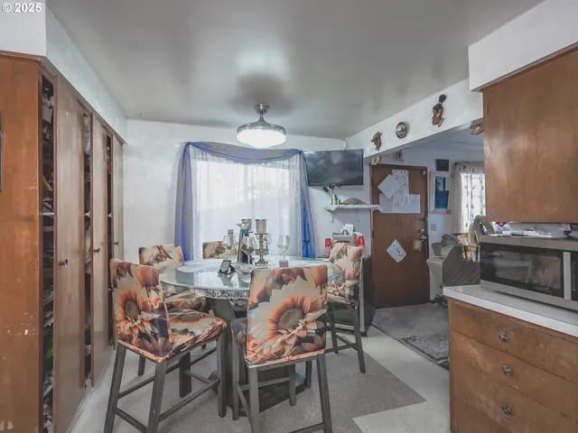 $520,000 | 1335 Northeast 119th Avenue, Portland, OR 97220