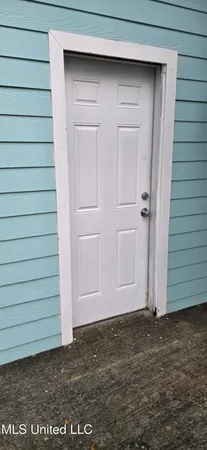 $1,500 | 306 4th Street, Biloxi, MS 39530