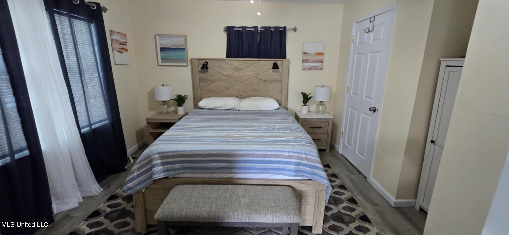 306 4th Street Biloxi, MS 39530 - Photo 9 of 12 dd02d4f9-6f49-4dd5-b93d-e9b47681ae8d