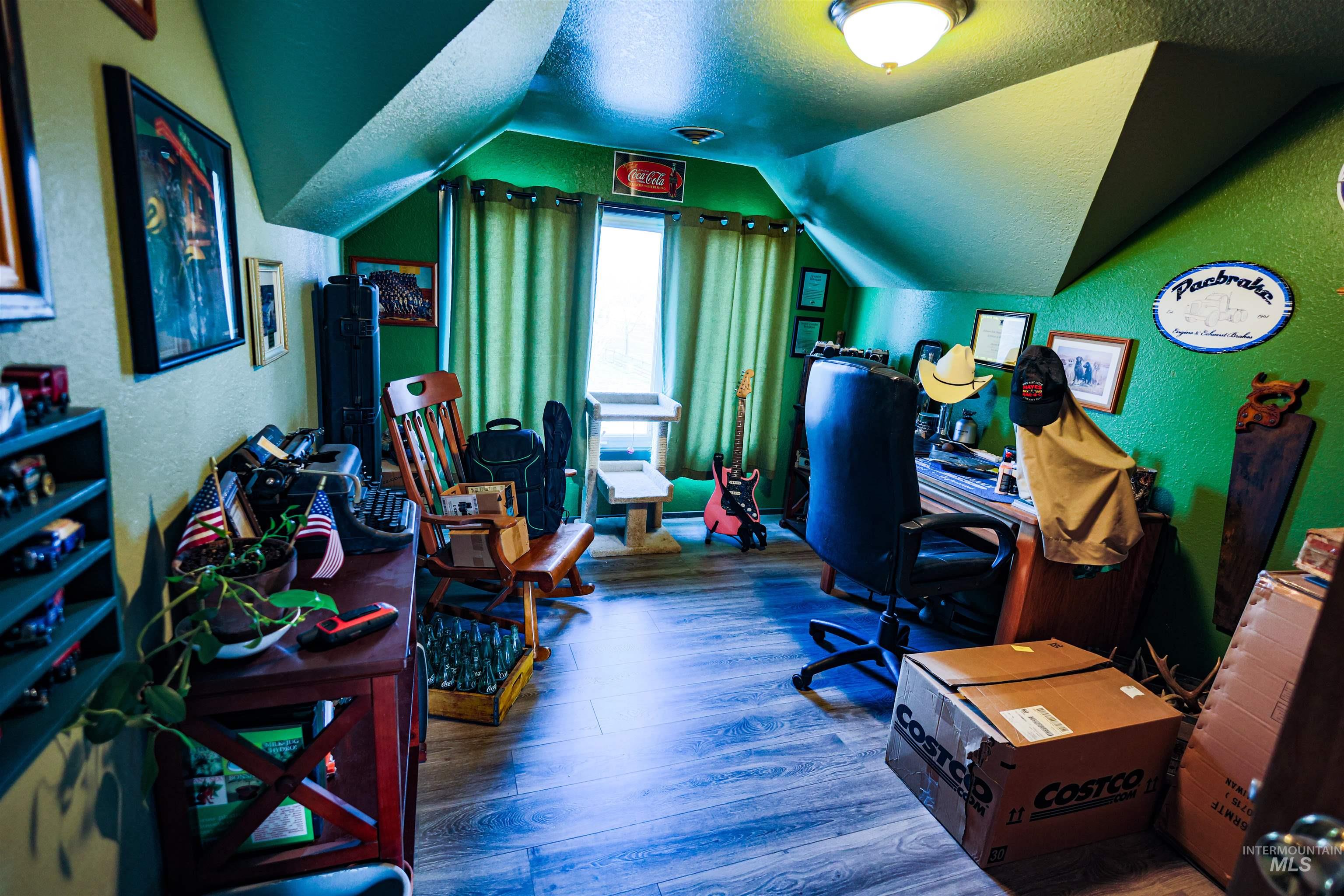 804 Maple Street Kamiah, ID 83536 - Photo 17 of 50 Office space featuring a textured wall