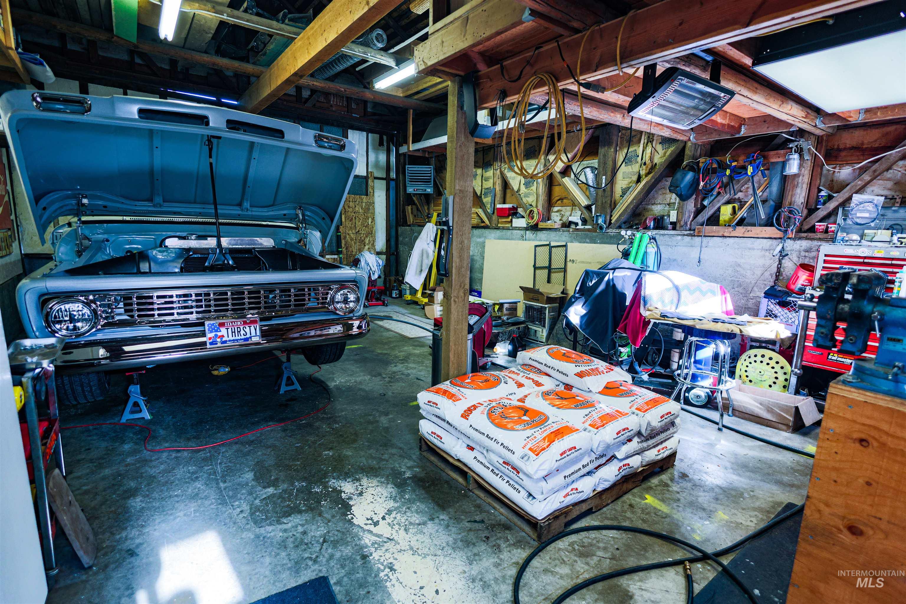 804 Maple Street Kamiah, ID 83536 - Photo 37 of 50 Garage featuring a heating unit