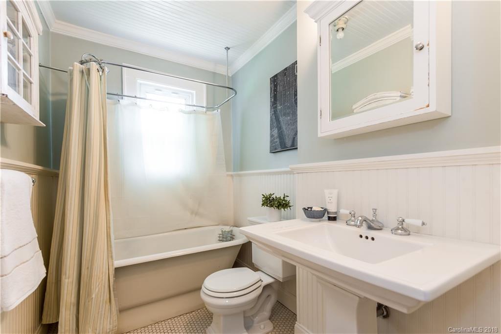 1628 Club Road Charlotte, NC 28205 - Photo 13 of 18 Gallery Image 13
