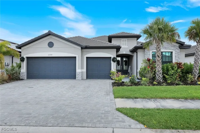 $525,000 | 11212 Canopy Loop, Fort Myers, FL 33913