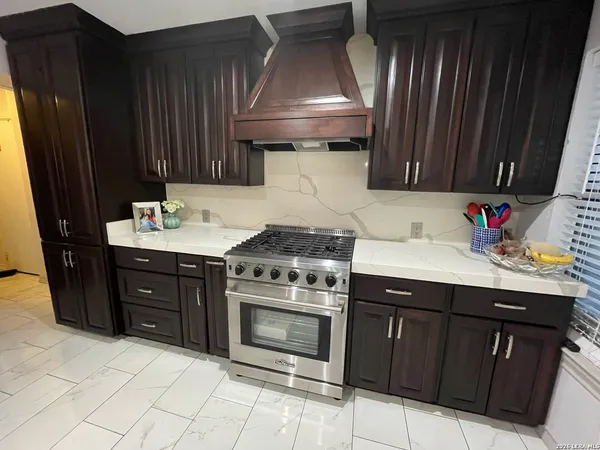 $550,000 | 808 East San Pedro Street, Laredo, TX 78041