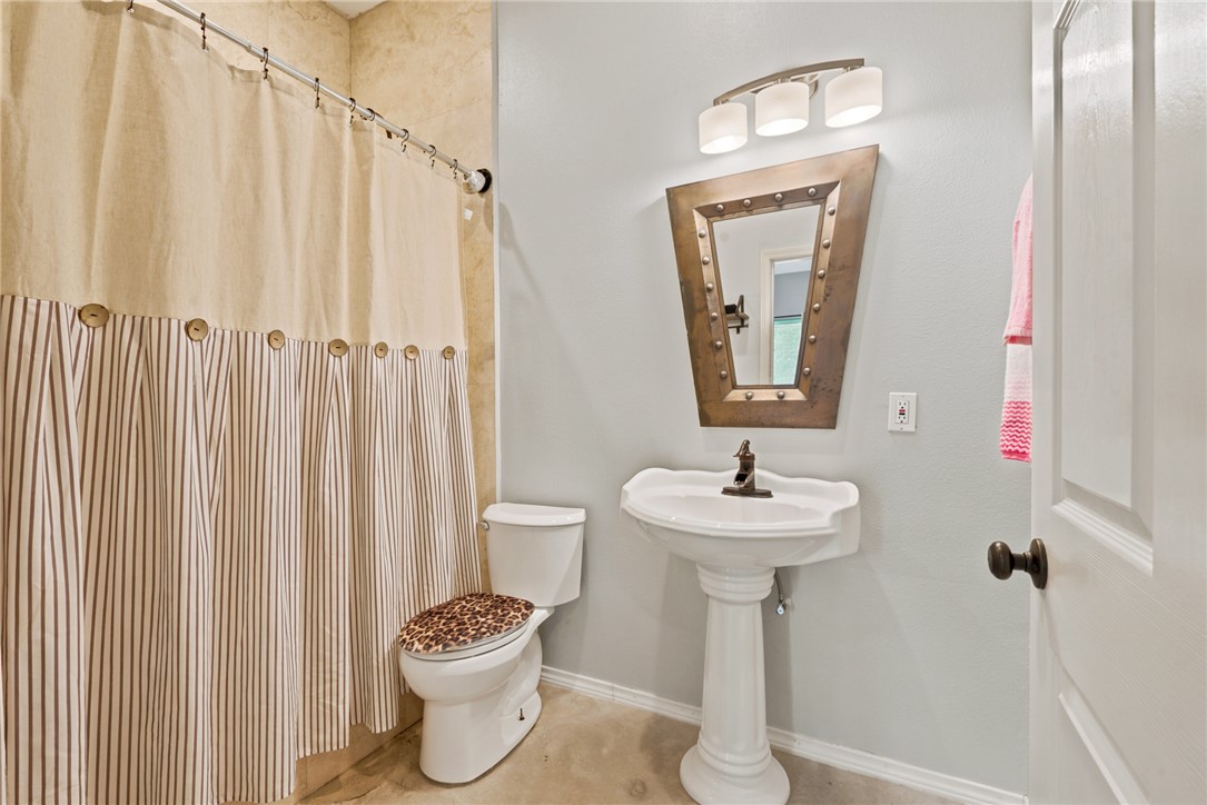 39595 Bosque Road Hempstead, TX 77445 - Photo 19 of 32