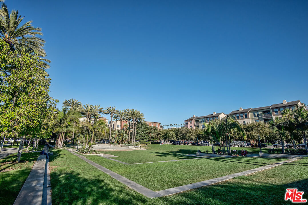 13044 Pacific Promenade, Unit 419 Playa Vista, CA 90094 - Photo 19 of 19 a view of a golf course with a lake