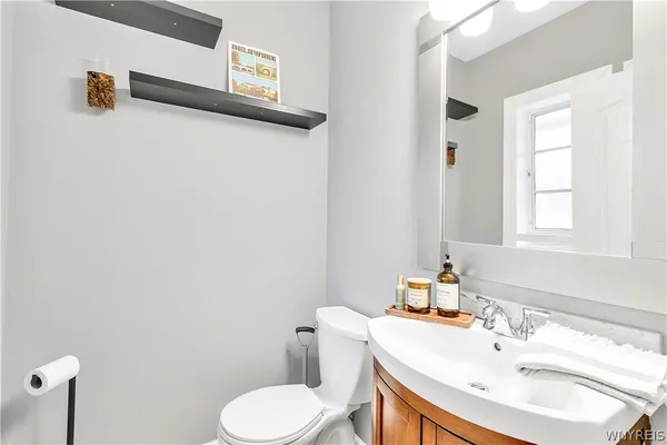 $685,000 | 429 Franklin Street, Buffalo, NY 14202