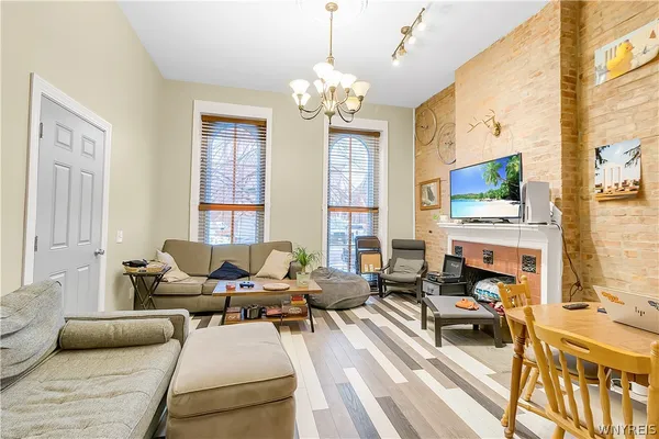 $685,000 | 429 Franklin Street, Buffalo, NY 14202