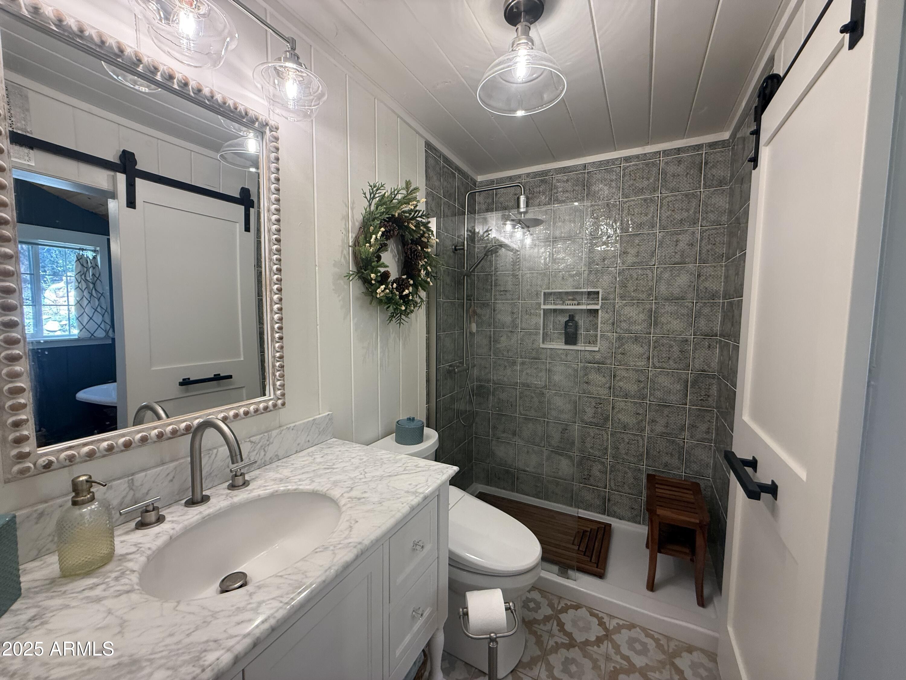 6873 Torpedo Road Crown King, AZ 86343 - Photo 20 of 43 Main bath