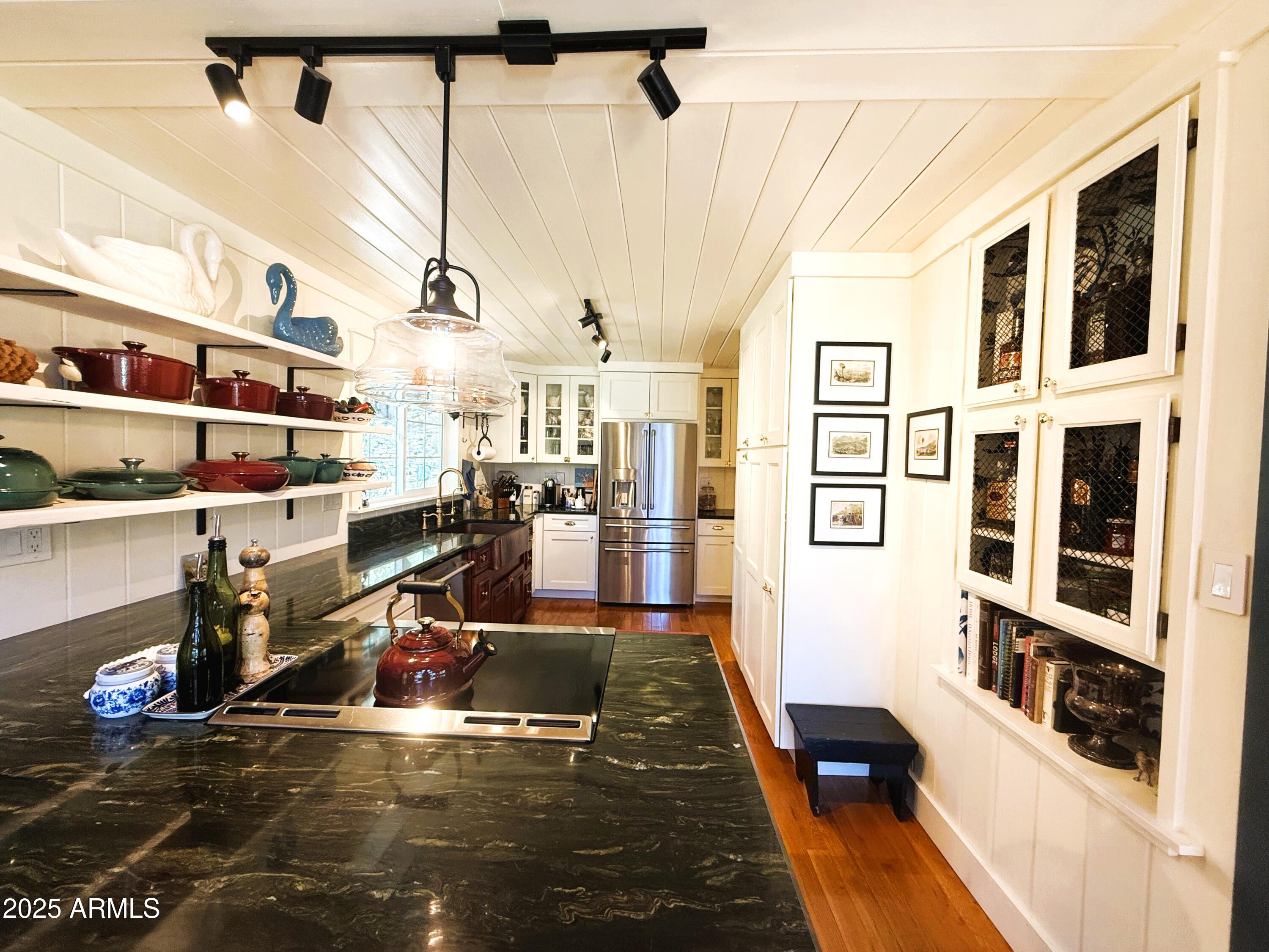 6873 Torpedo Road Crown King, AZ 86343 - Photo 2 of 43 Amazing kitchen