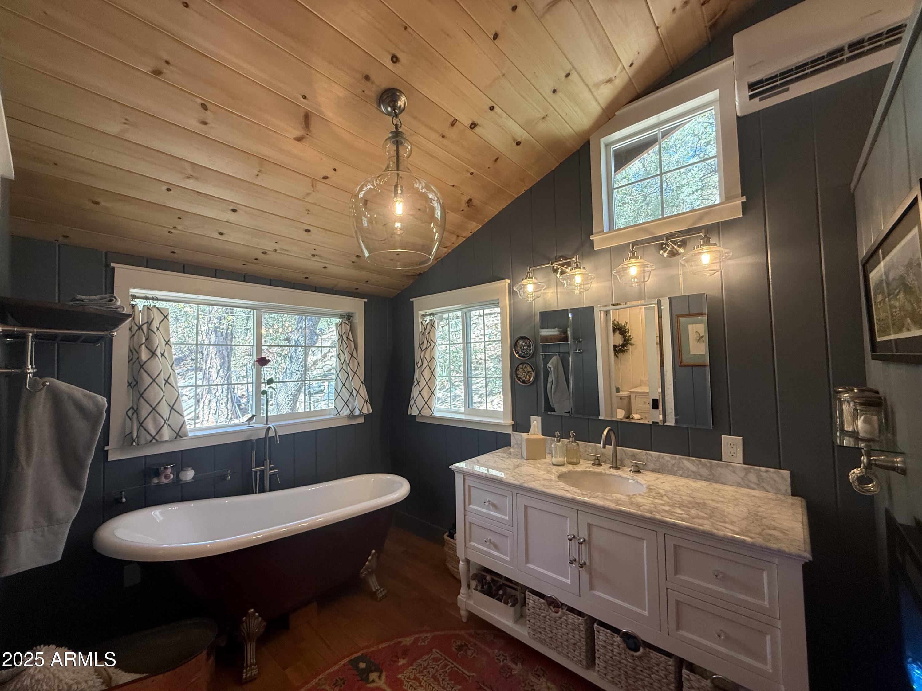 6873 Torpedo Road Crown King, AZ 86343 - Photo 28 of 43 Main bathroom