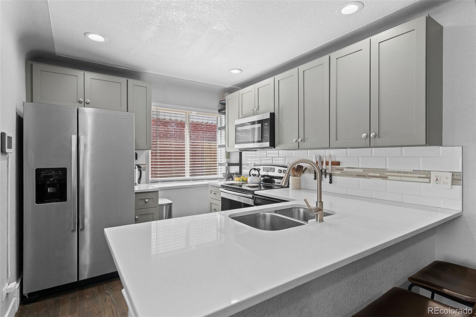 3625 Kearney Street Denver, CO 80207 - Photo 5 of 34