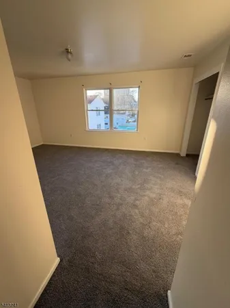 $2,400 | 49 Lincoln Avenue, Unit 2, Newark, NJ 07104