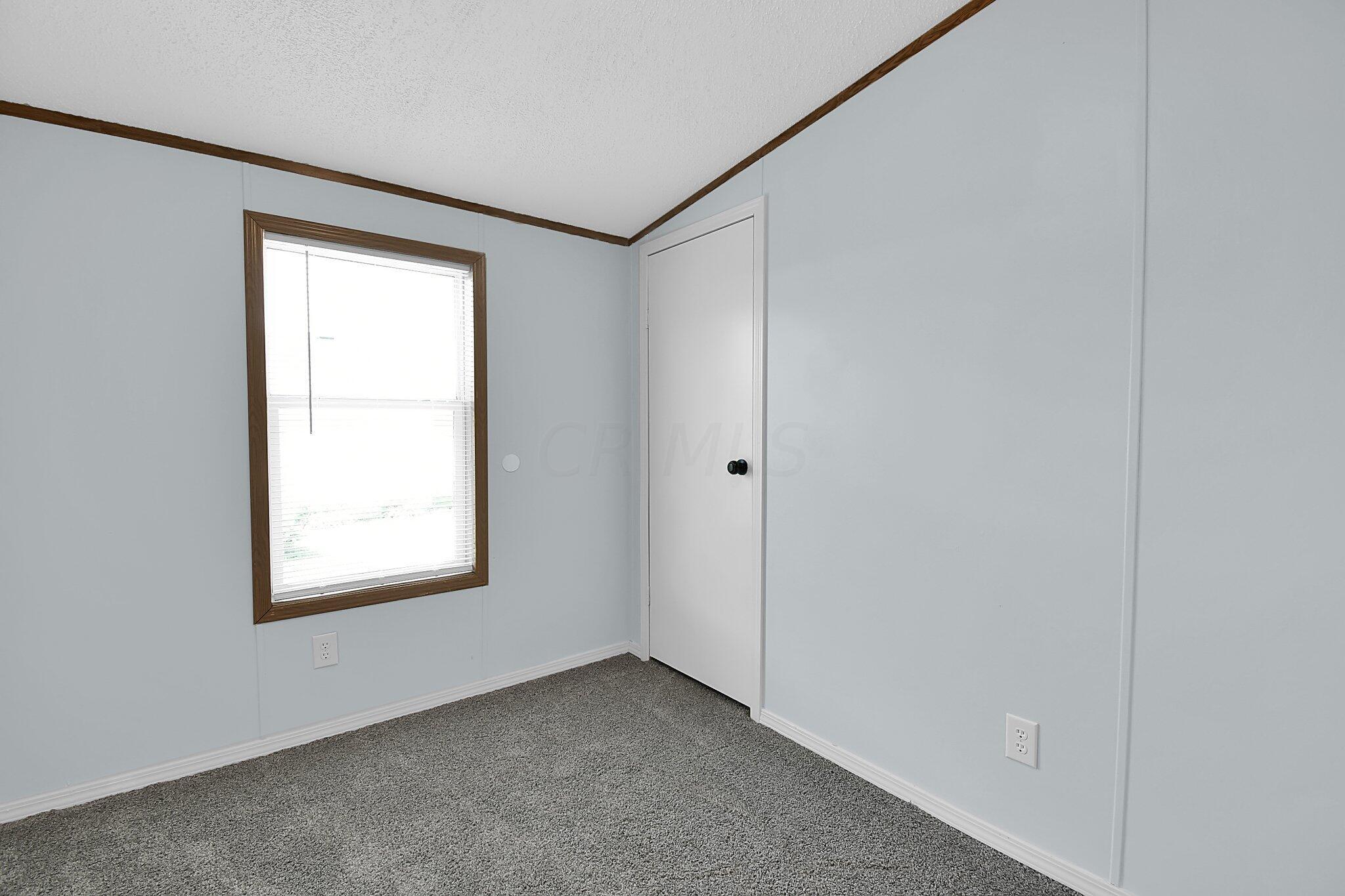 289 Petersburg Road Columbus, OH 43207 - Photo 17 of 24 web_DSC_9578