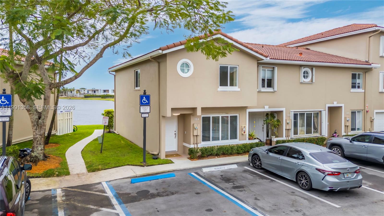 164 Riviera Circle Weston, FL 33326 - Photo 29 of 38