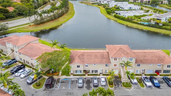 $2,750 | 164 Riviera Circle, Weston, FL 33326