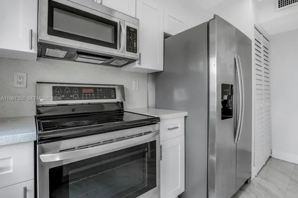 $2,750 | 164 Riviera Circle, Weston, FL 33326