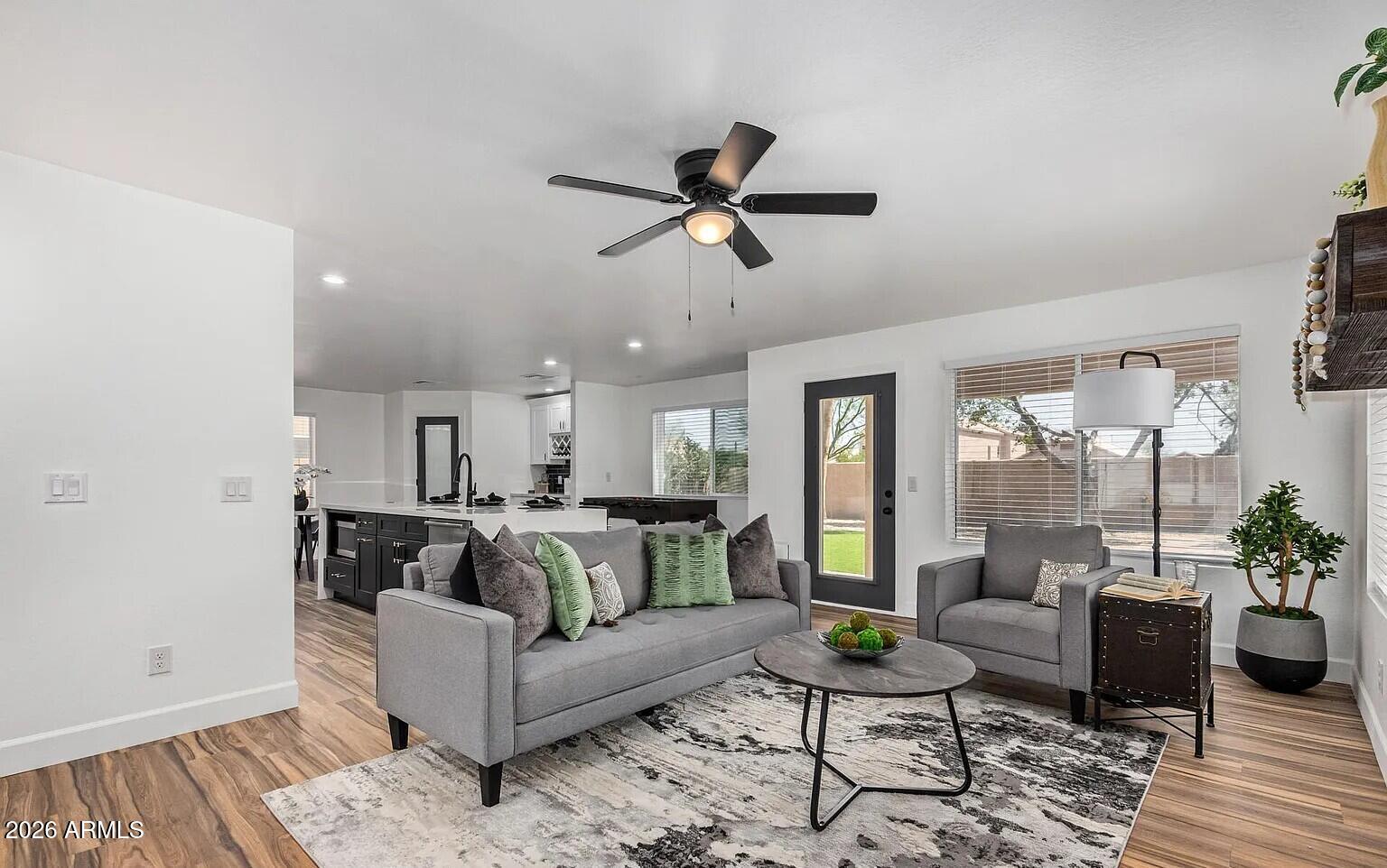 4233 East Raven Road Phoenix, AZ 85044 - Photo 12 of 48 1-8