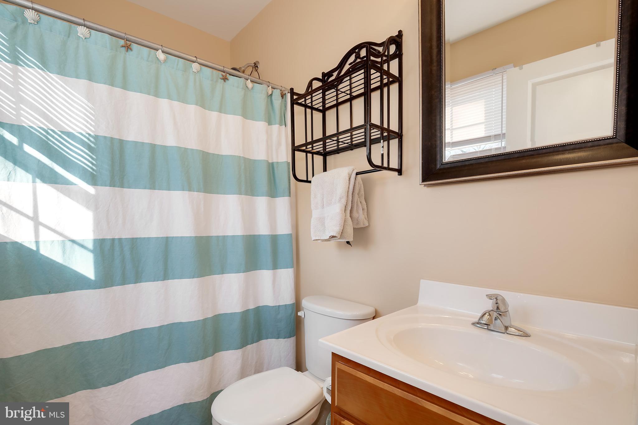 8292 Choptank Road Pasadena, MD 21122 - Photo 18 of 27 Bath