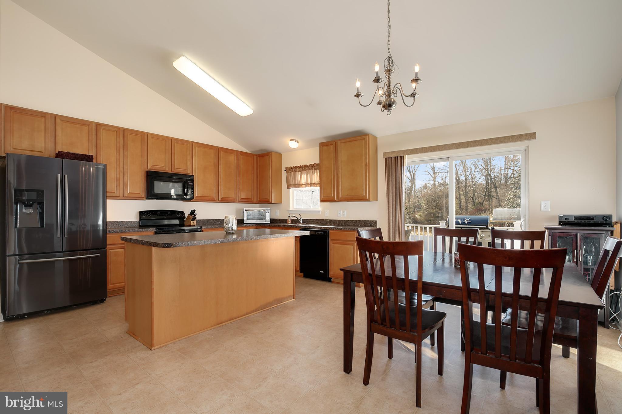 8292 Choptank Road Pasadena, MD 21122 - Photo 7 of 27 Kitchen