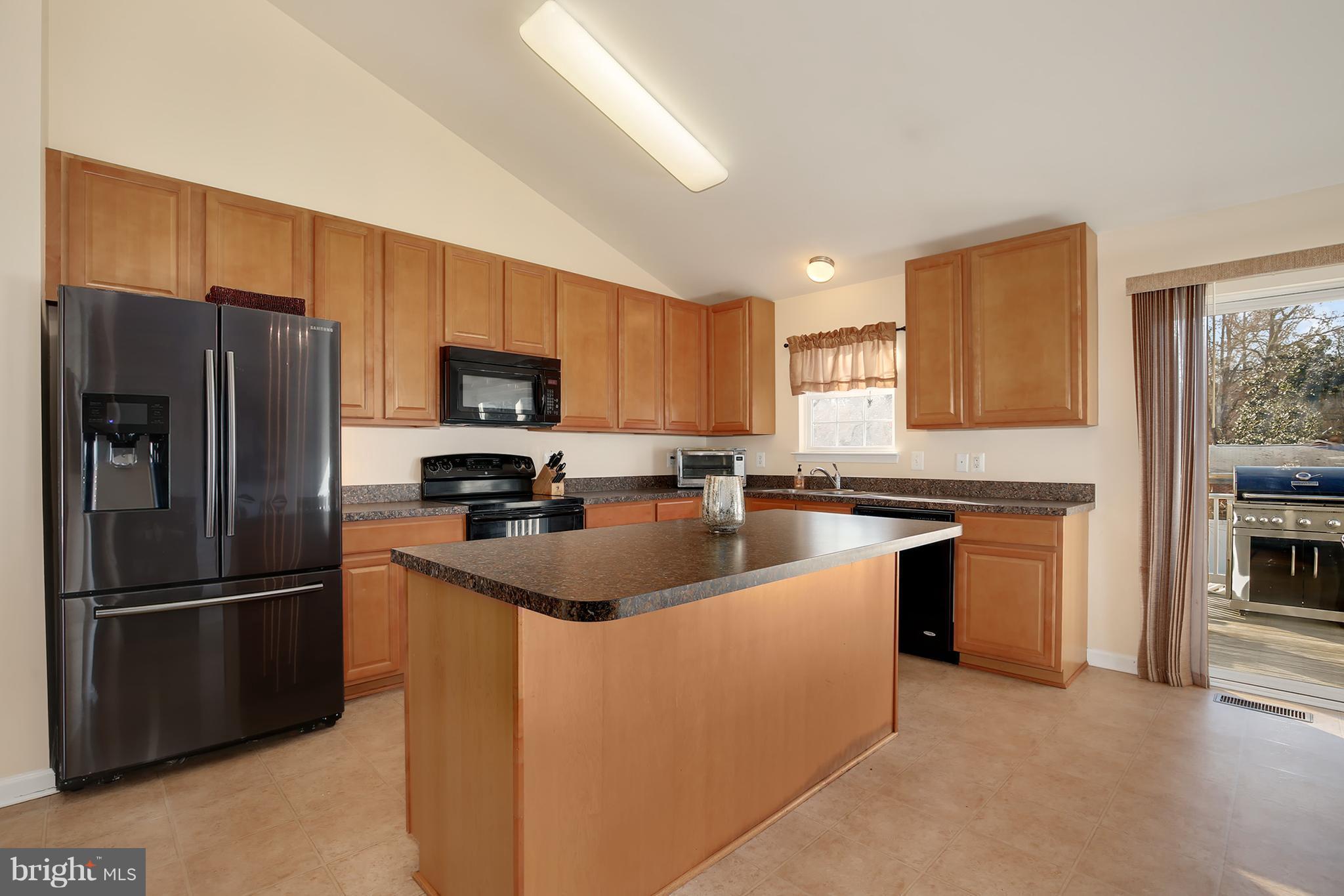 8292 Choptank Road Pasadena, MD 21122 - Photo 10 of 27 Kitchen