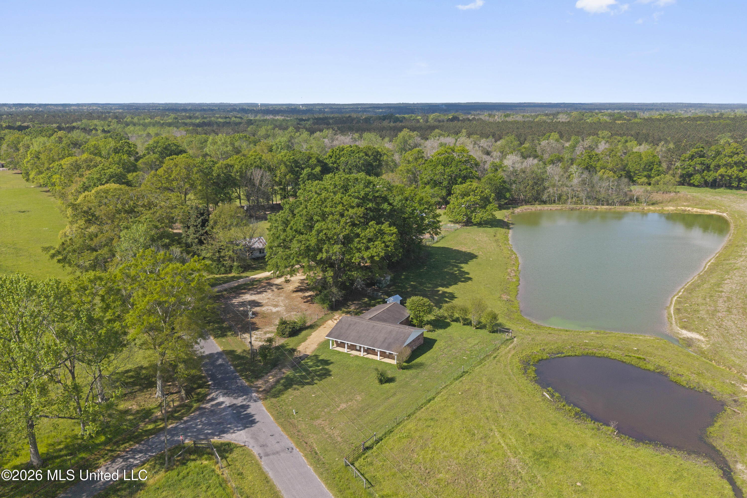 371 Price Road Perkinston, MS 39573 - Photo 2 of 39 0002