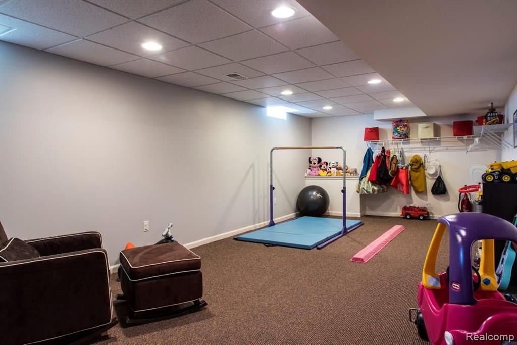 1634 Hillside Lane Rochester Hills, MI 48307 - Photo 55 of 61