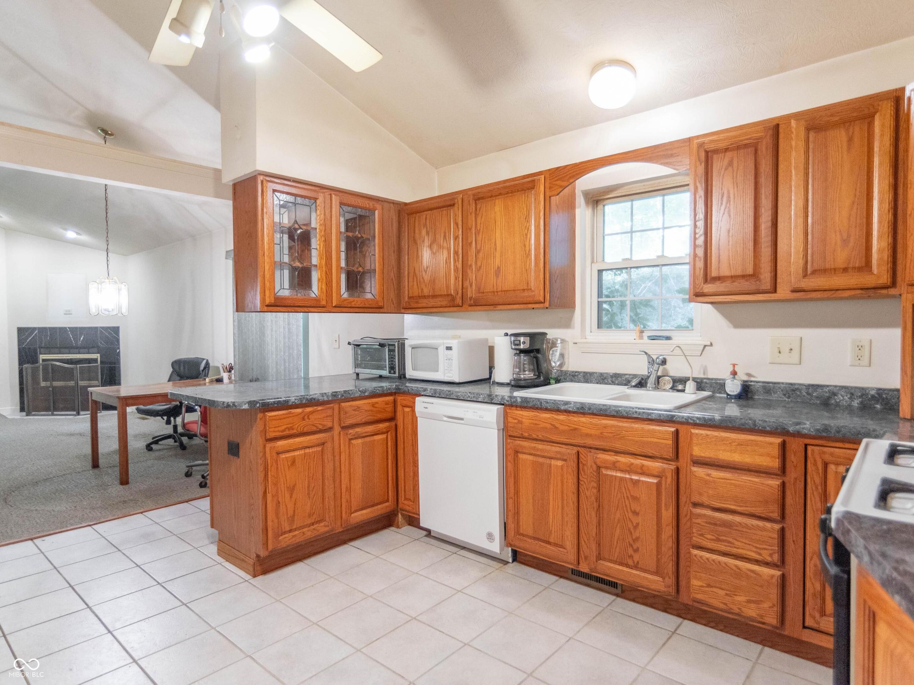 7303 West Division Road Bargersville, IN 46106 - Photo 13 of 25