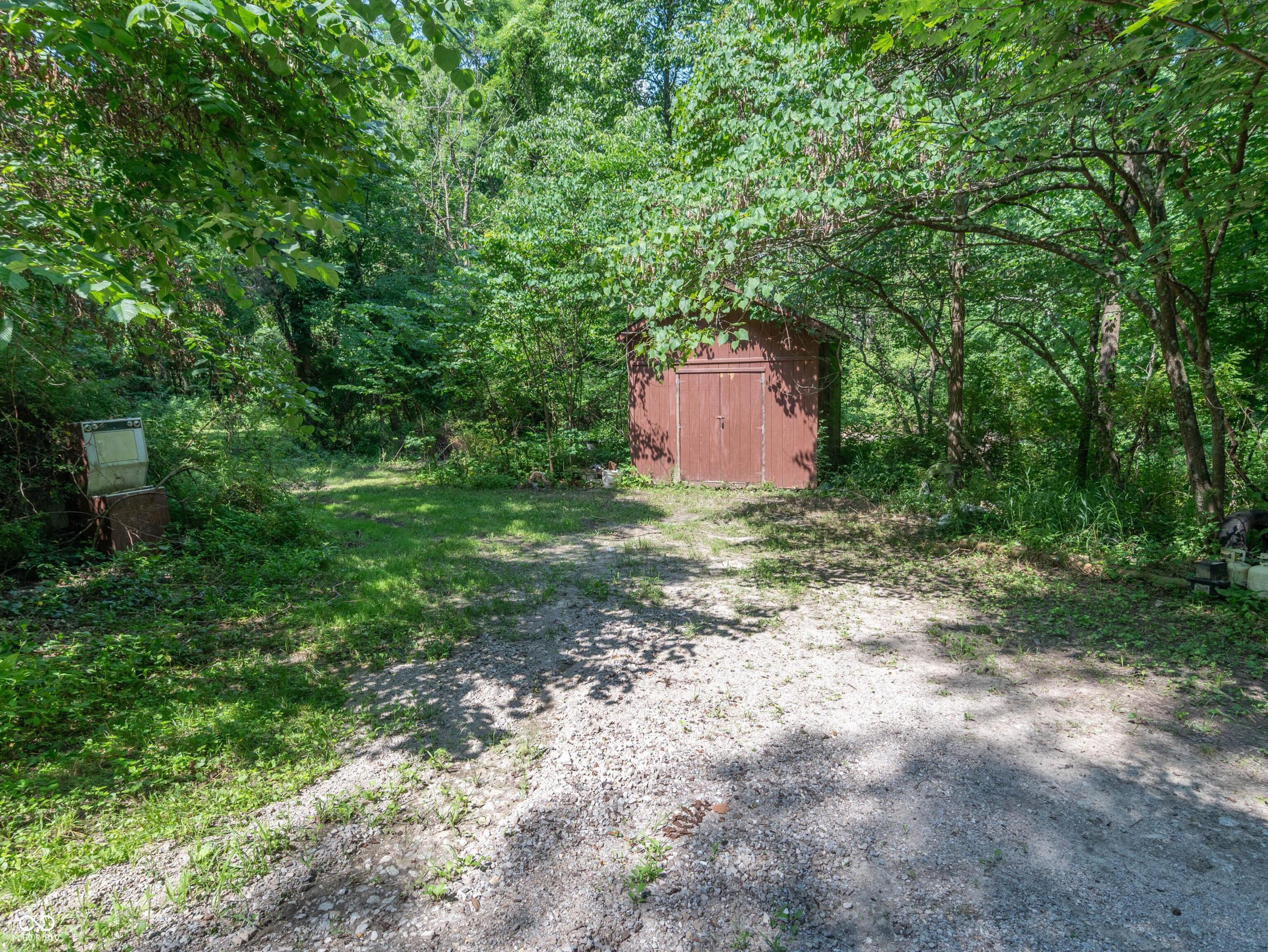7303 West Division Road Bargersville, IN 46106 - Photo 6 of 25