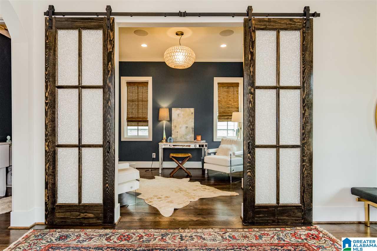 112 Ridge Road Birmingham, AL 35209 - Photo 9 of 47
