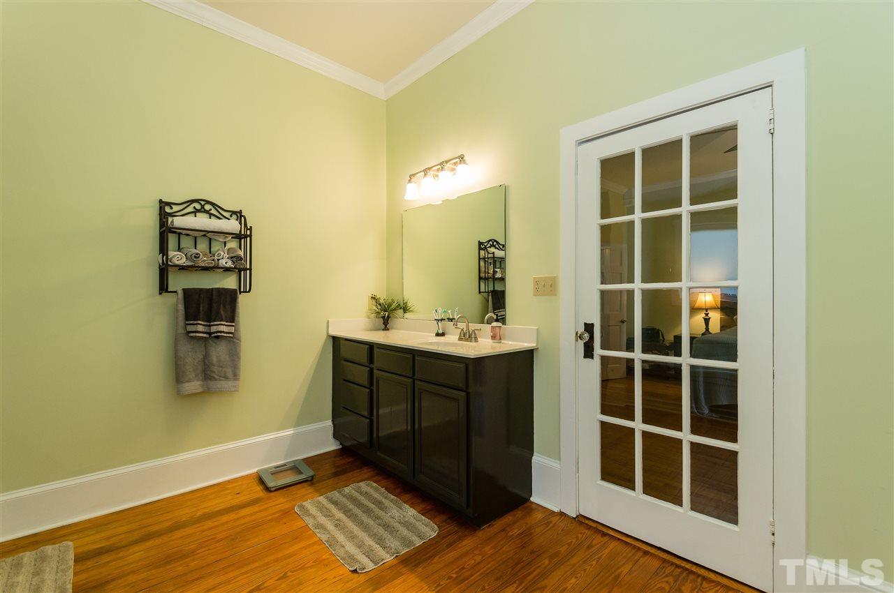 2212 Dorety Place Raleigh, NC 27604 - Photo 16 of 25 Gallery Image 16