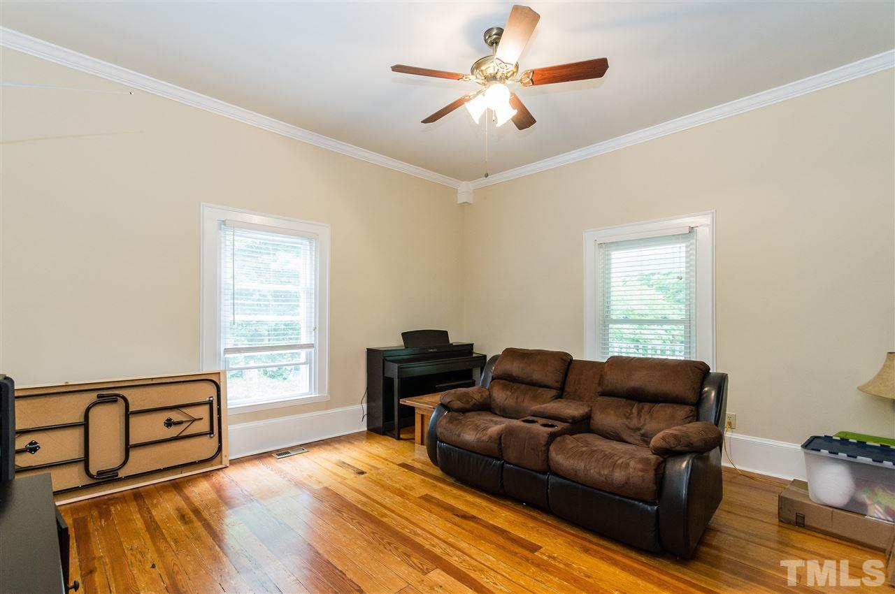 2212 Dorety Place Raleigh, NC 27604 - Photo 3 of 25 Gallery Image 3